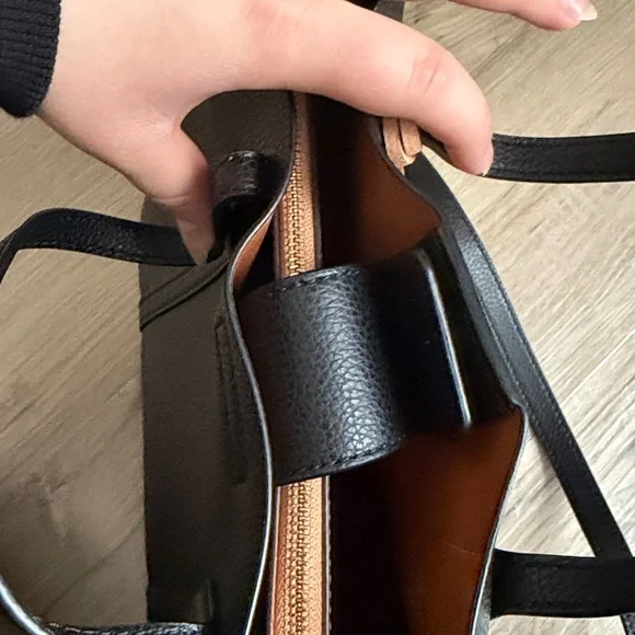 Tory Burch Black Leather Satchel with Tan Accent Tag - Picture 6 of 8